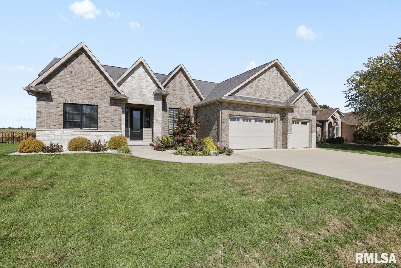 3513 Crystal Spring Drive Springfield, IL 62711 - Photo 1 of 50