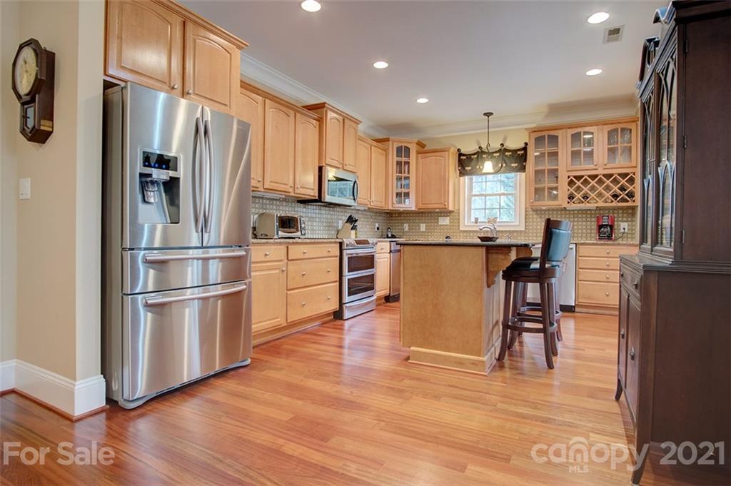 1211 Broadside Road York, SC 29745 - Photo 11 of 48 Gallery Image 11