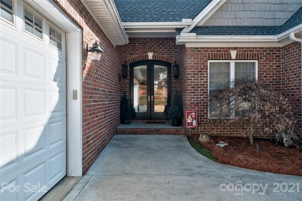1211 Broadside Road York, SC 29745 - Photo 4 of 48 Gallery Image 4