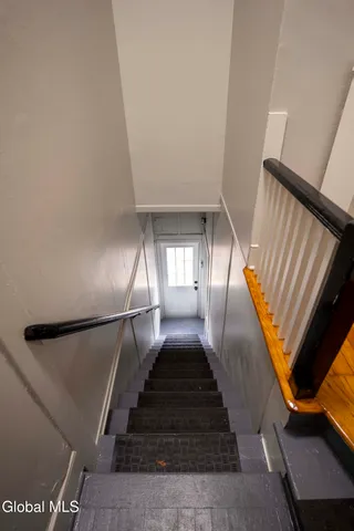 $1,400 | 32 112th Street, Troy, NY 12182