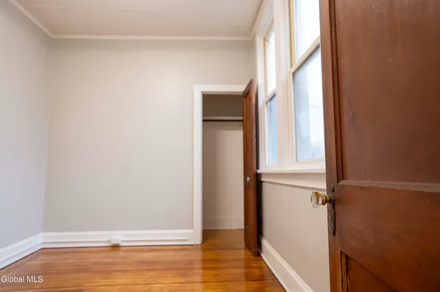 $1,400 | 32 112th Street, Troy, NY 12182