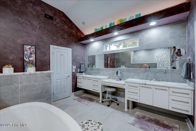 $729,900 | 4203 Sienna Place, New Bern, NC 28562