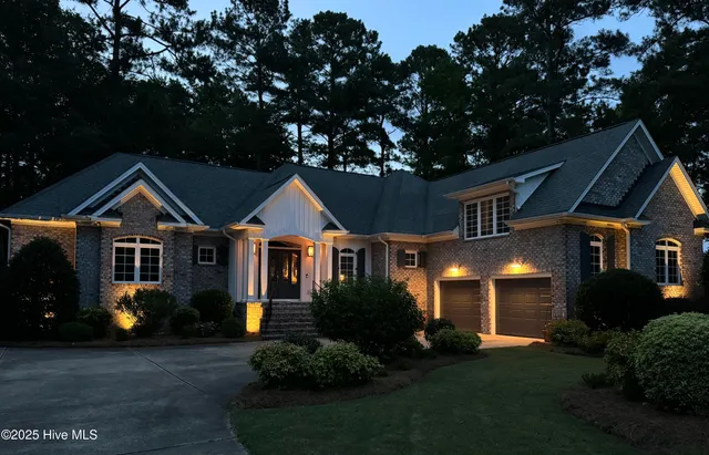 $729,900 | 4203 Sienna Place, New Bern, NC 28562