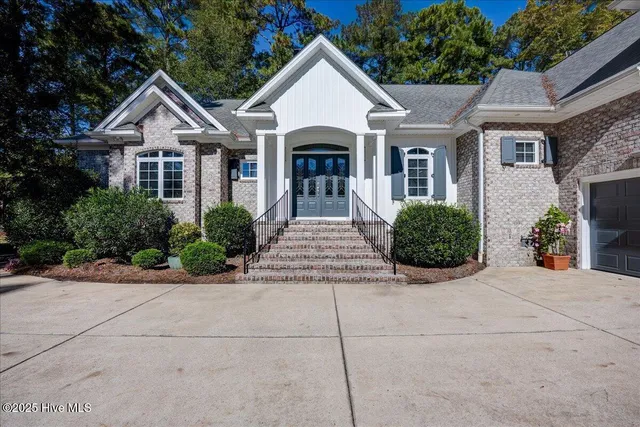 $729,900 | 4203 Sienna Place, New Bern, NC 28562