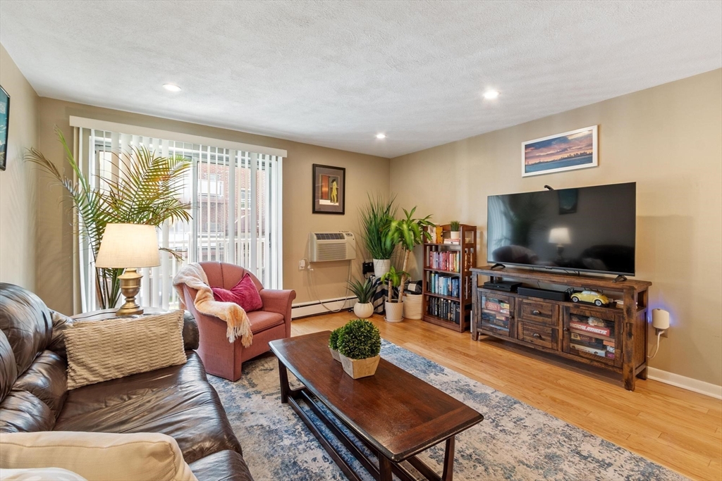 276 Albion Street, Unit 12 Wakefield, MA 01880 - Photo 9 of 38