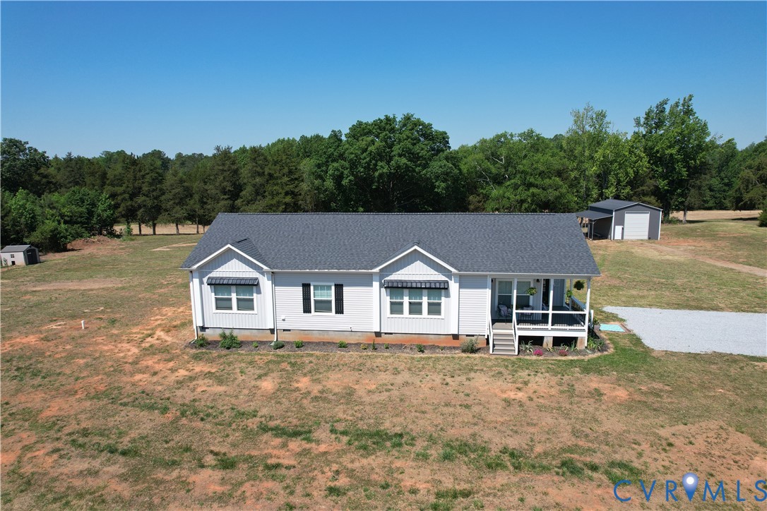 13110 Continental Road Wilsons, VA 23894 - Photo 4 of 61