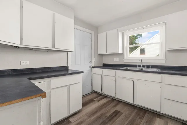 $139,900 | 1246 Dewey Avenue, Beloit, WI 53511