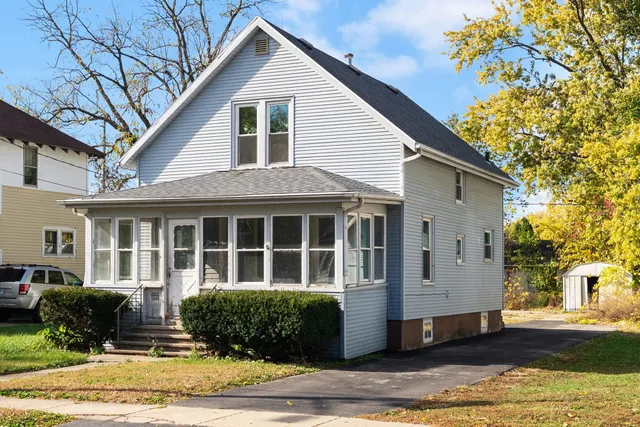 $139,900 | 1246 Dewey Avenue, Beloit, WI 53511