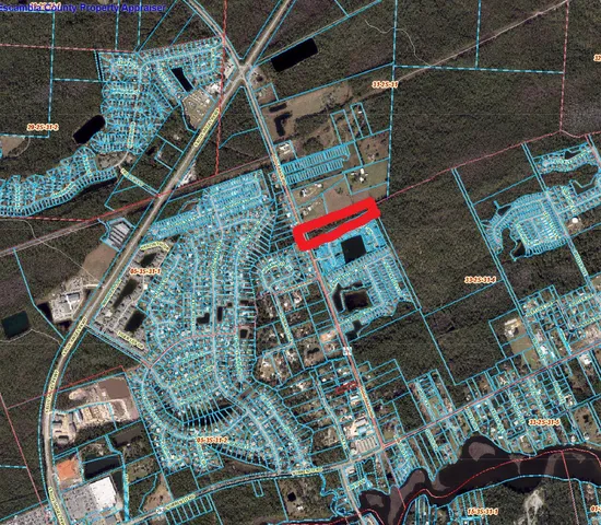 a view of entryway with outdoor area