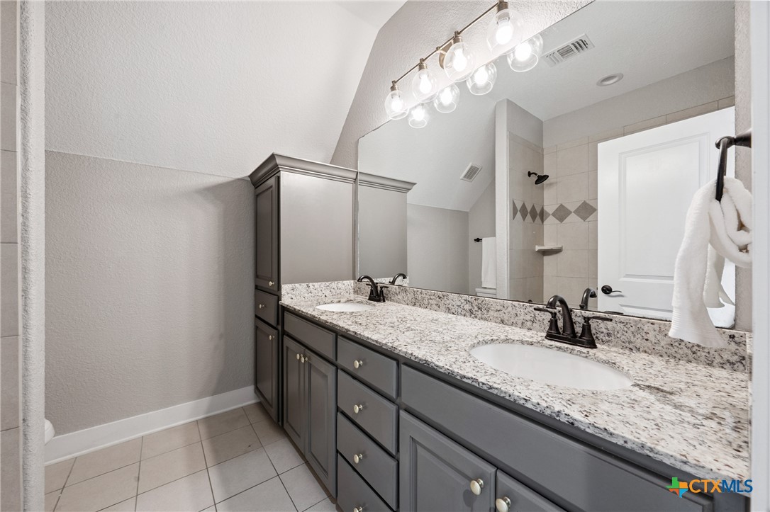 13554 Knob Hill Road Rogers, TX 76569 - Photo 20 of 46