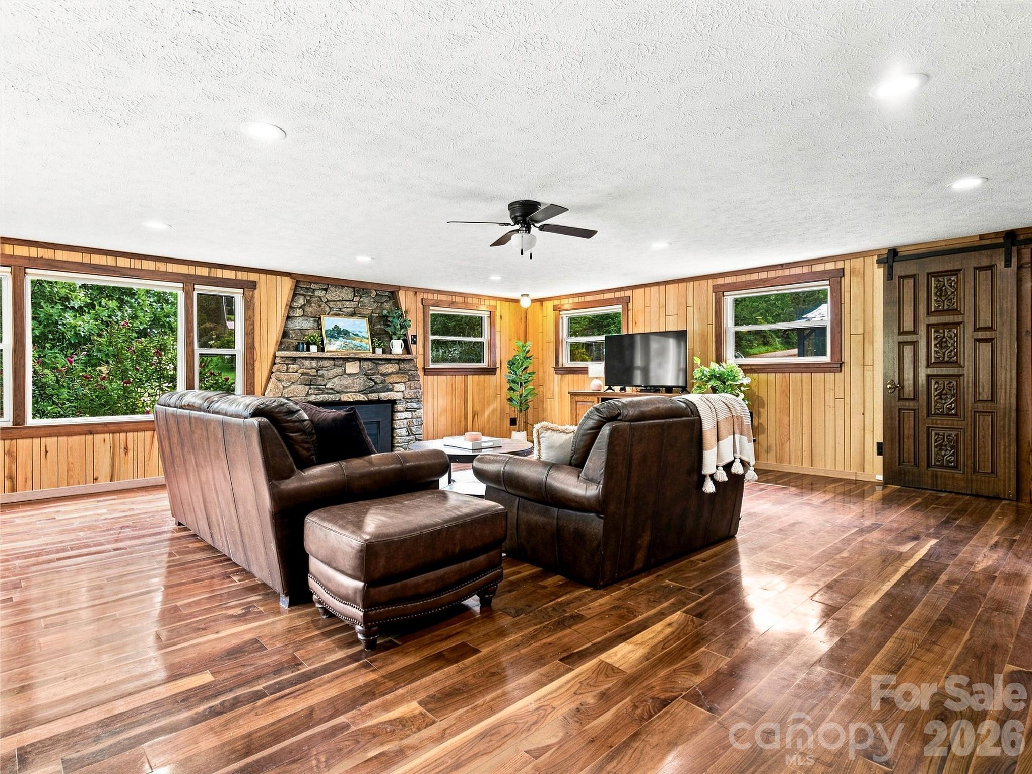 91 Rice Branch Road Asheville, NC 28804 - Photo 13 of 46 Gallery Image 13