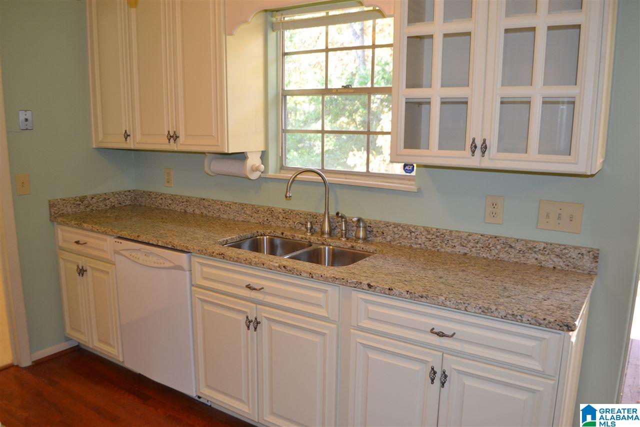 1733 Magnolia Street Gardendale, AL 35071 - Photo 7 of 40