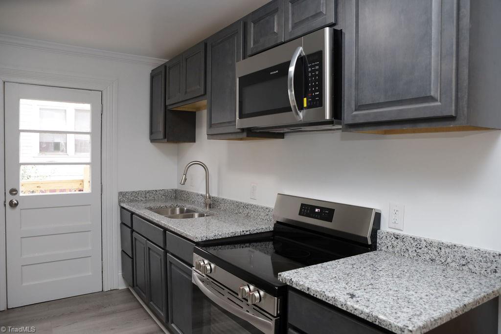 614 South Mendenhall Street, Unit A Greensboro, NC 27403 - Photo 11 of 26