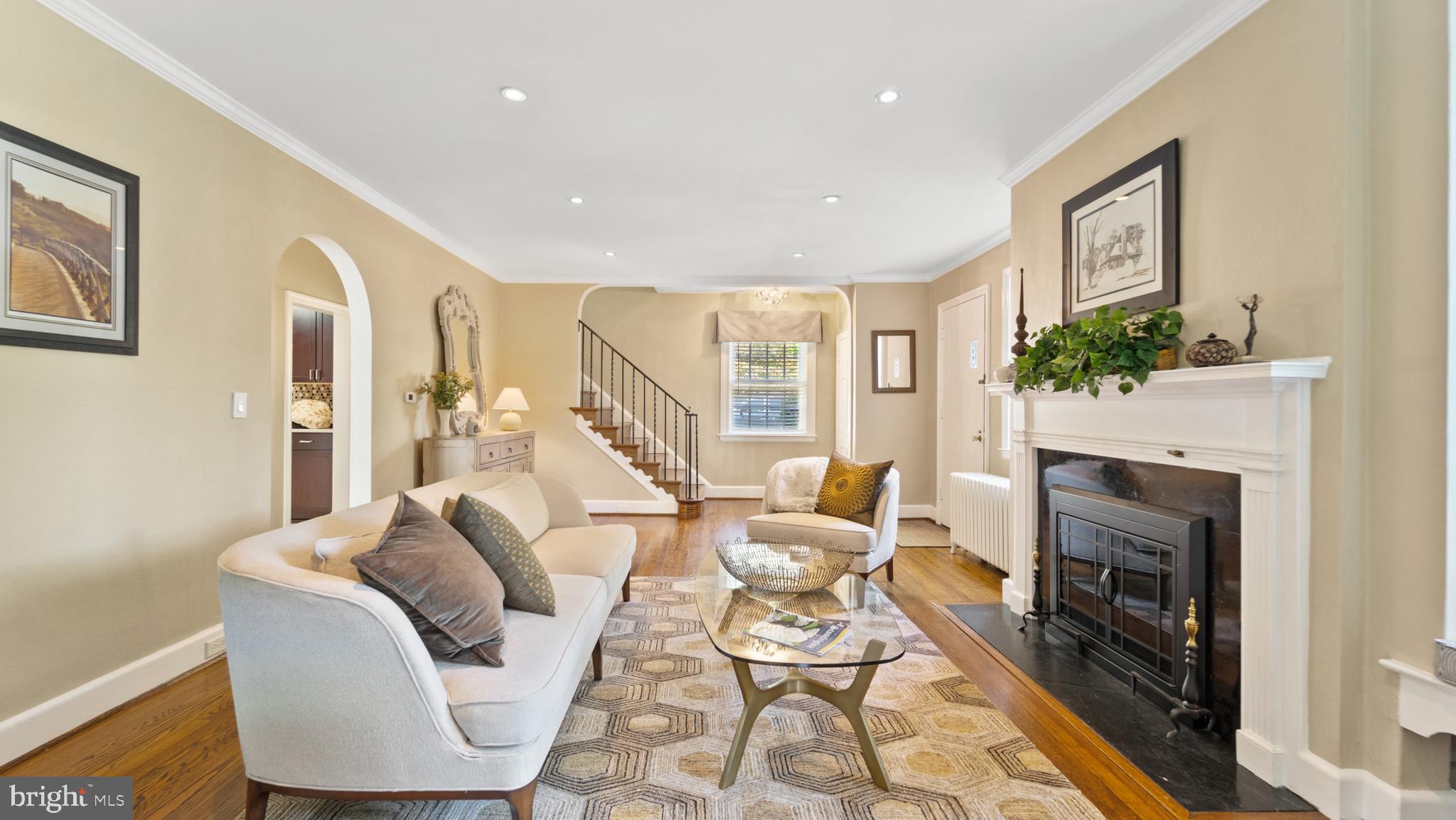 6902 Marlborough Road Baltimore, MD 21212 - Photo 5 of 38