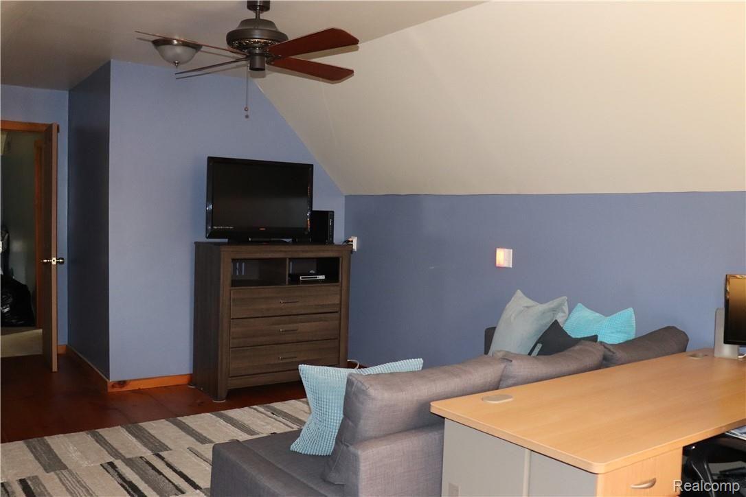 4916 Bullard Road Hartland, MI 48353 - Photo 38 of 62 34.JPG