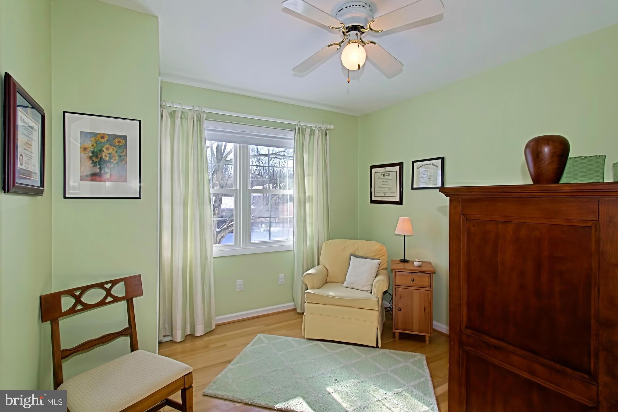 314 Cabin Road Southeast Vienna, VA 22180 - Photo 16 of 30 Bedroom