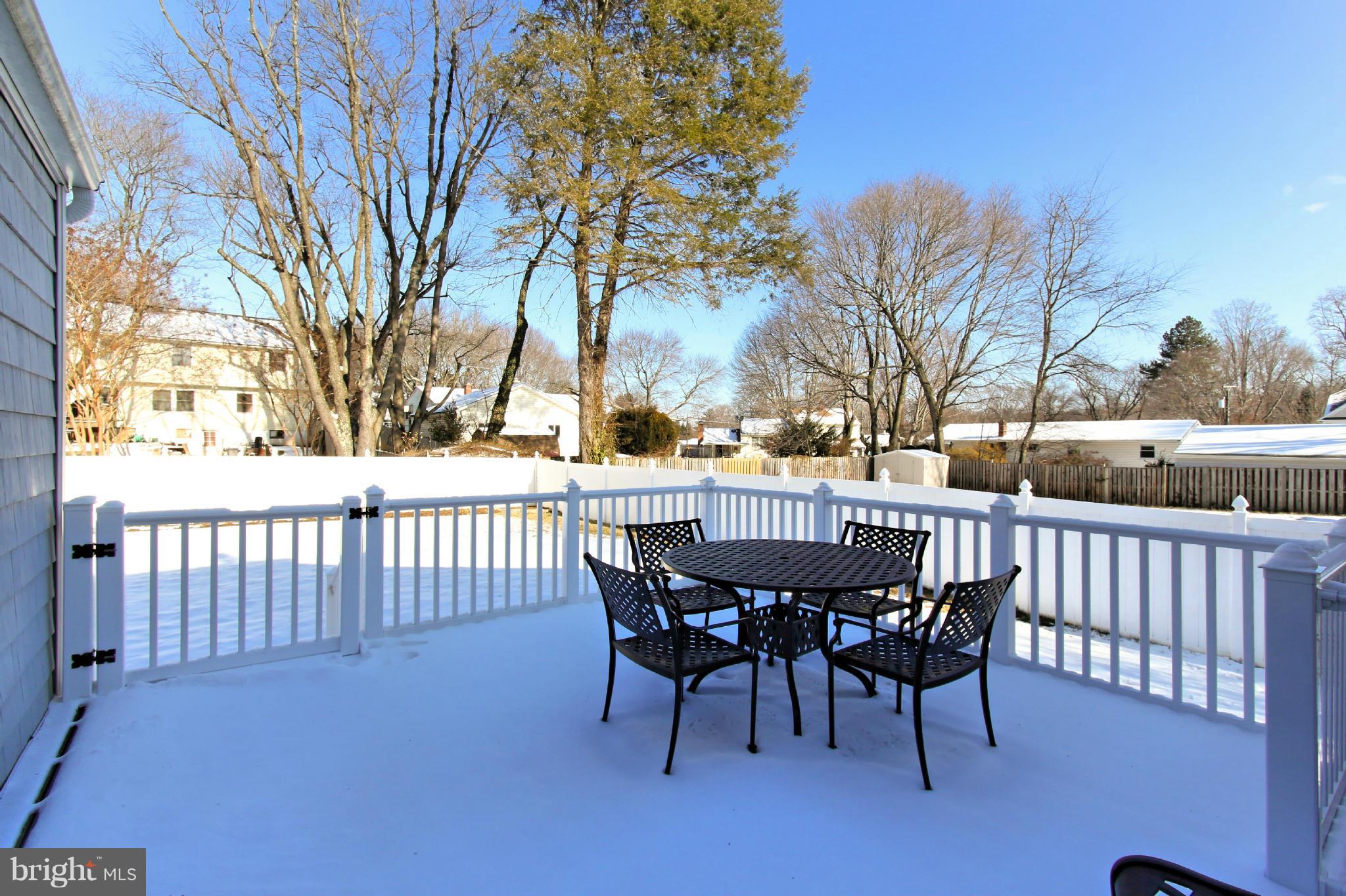 314 Cabin Road Southeast Vienna, VA 22180 - Photo 25 of 30 Deck