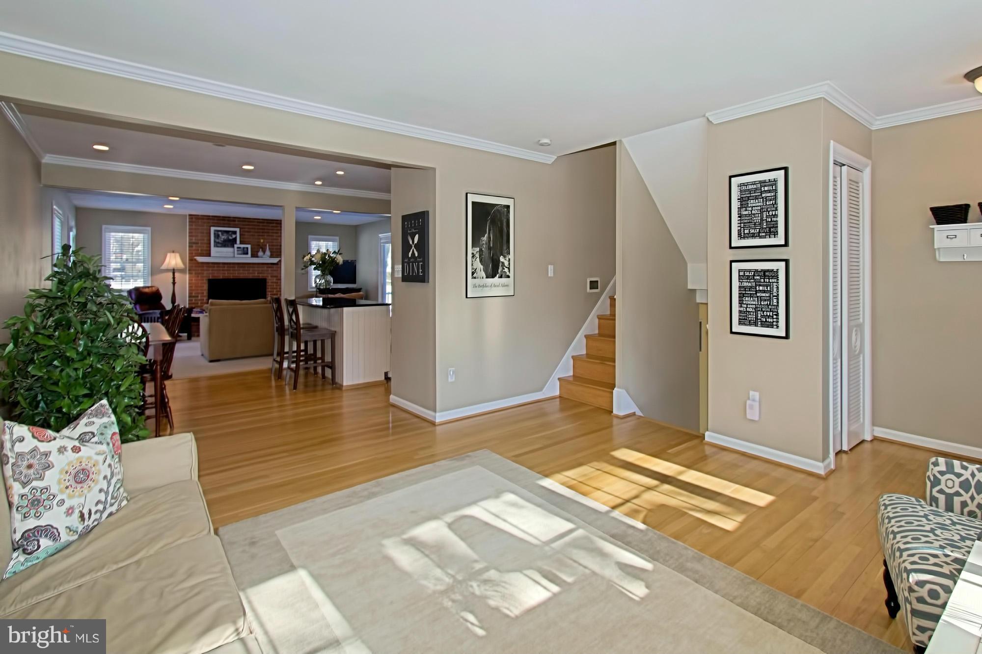 314 Cabin Road Southeast Vienna, VA 22180 - Photo 7 of 30 Interior (General)