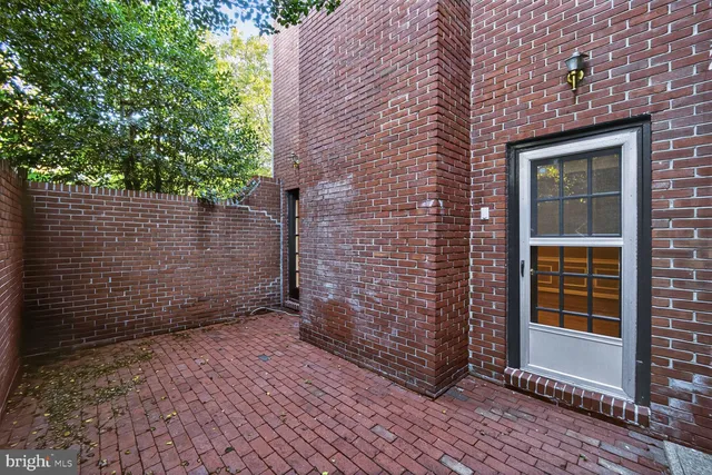 $1,483,000 | 4200 River Road Northwest, Washington, DC 20016