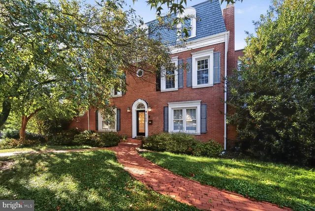 $1,483,000 | 4200 River Road Northwest, Washington, DC 20016