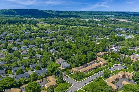 $1,198,000 | 8 West Court, Westfield, NJ 07090