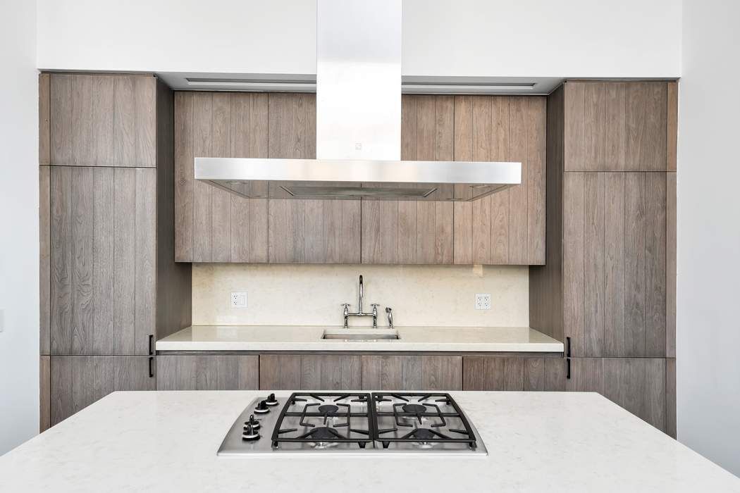 420 West 25th Street, Unit PHA Manhattan, NY 10001 - Photo 10 of 14