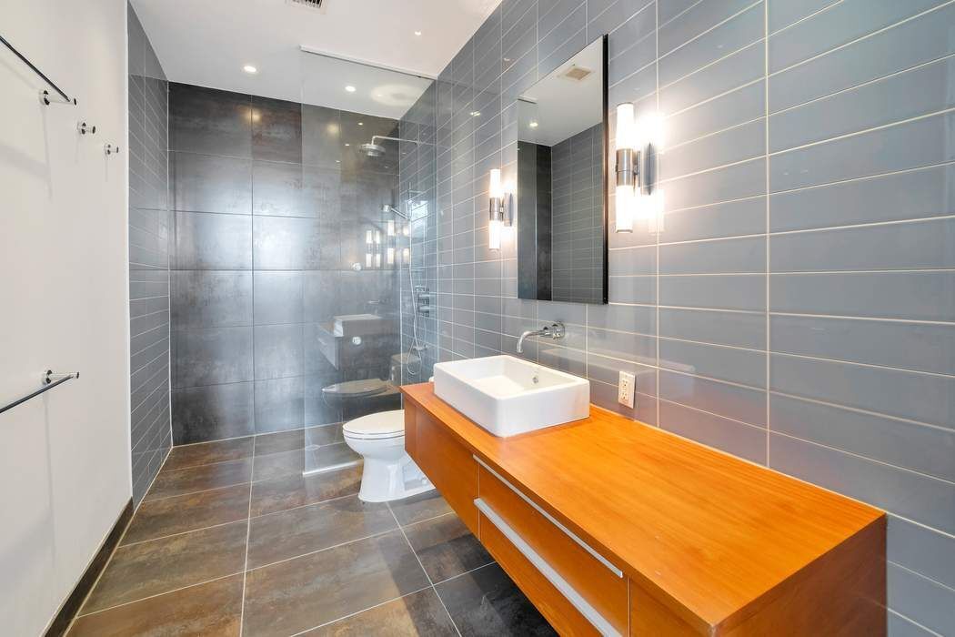 420 West 25th Street, Unit PHA Manhattan, NY 10001 - Photo 8 of 14