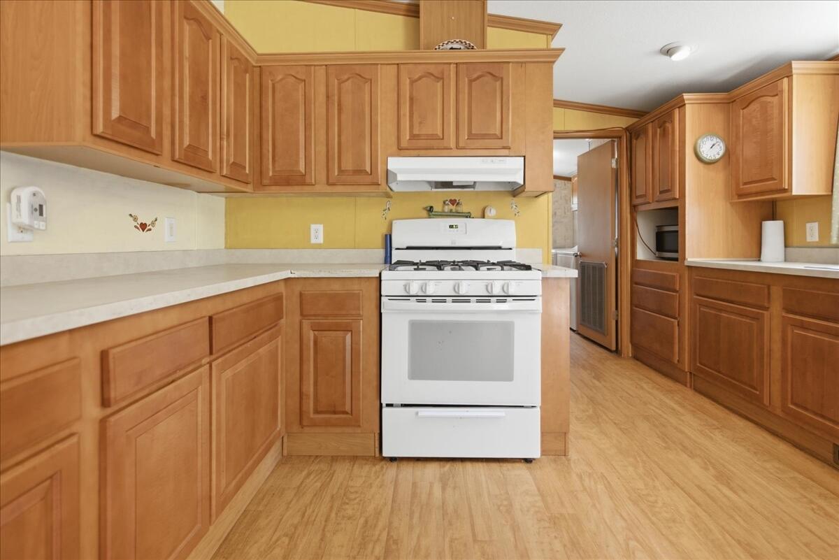 89 Boothby Road Livermore, ME 04253 - Photo 9 of 43 Kitchen