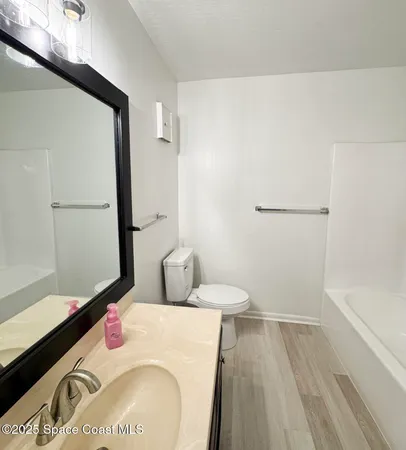 $1,100 | 2130 Forest Knoll Drive Northeast, Unit 30208, Palm Bay, FL 32905