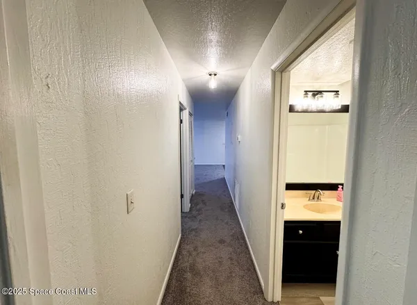 $1,100 | 2130 Forest Knoll Drive Northeast, Unit 30208, Palm Bay, FL 32905