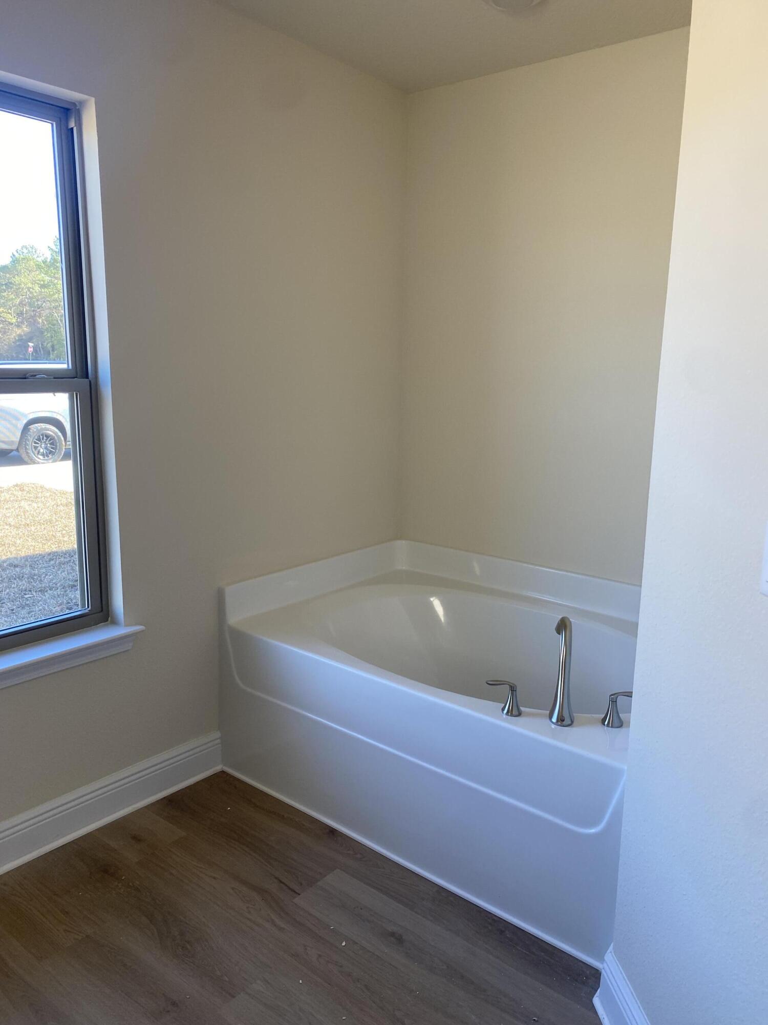 144 Ridgeway Circle Crestview, FL 32536 - Photo 8 of 14 69507349300__08E53320-0C71-456B-B41E-E71