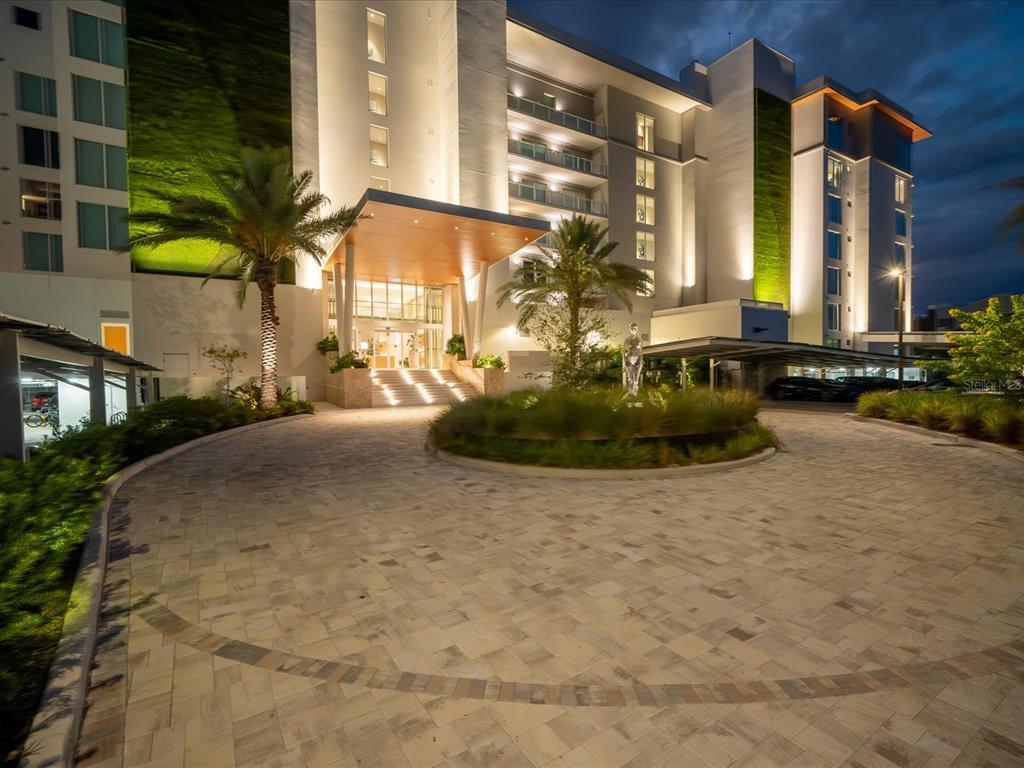 1020 Sunset Point Road, Unit 511 Clearwater, FL 33755 - Photo 26 of 93 a view of a building