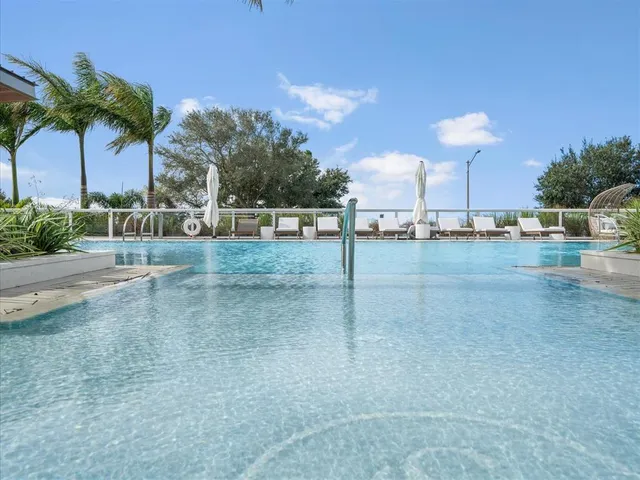 $7,500 | 1020 Sunset Point Road, Unit 511, Clearwater, FL 33755