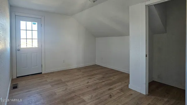 $325,000 | 705 South Satus Avenue, Wapato, WA 98951