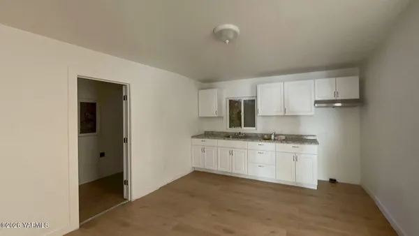 $325,000 | 705 South Satus Avenue, Wapato, WA 98951