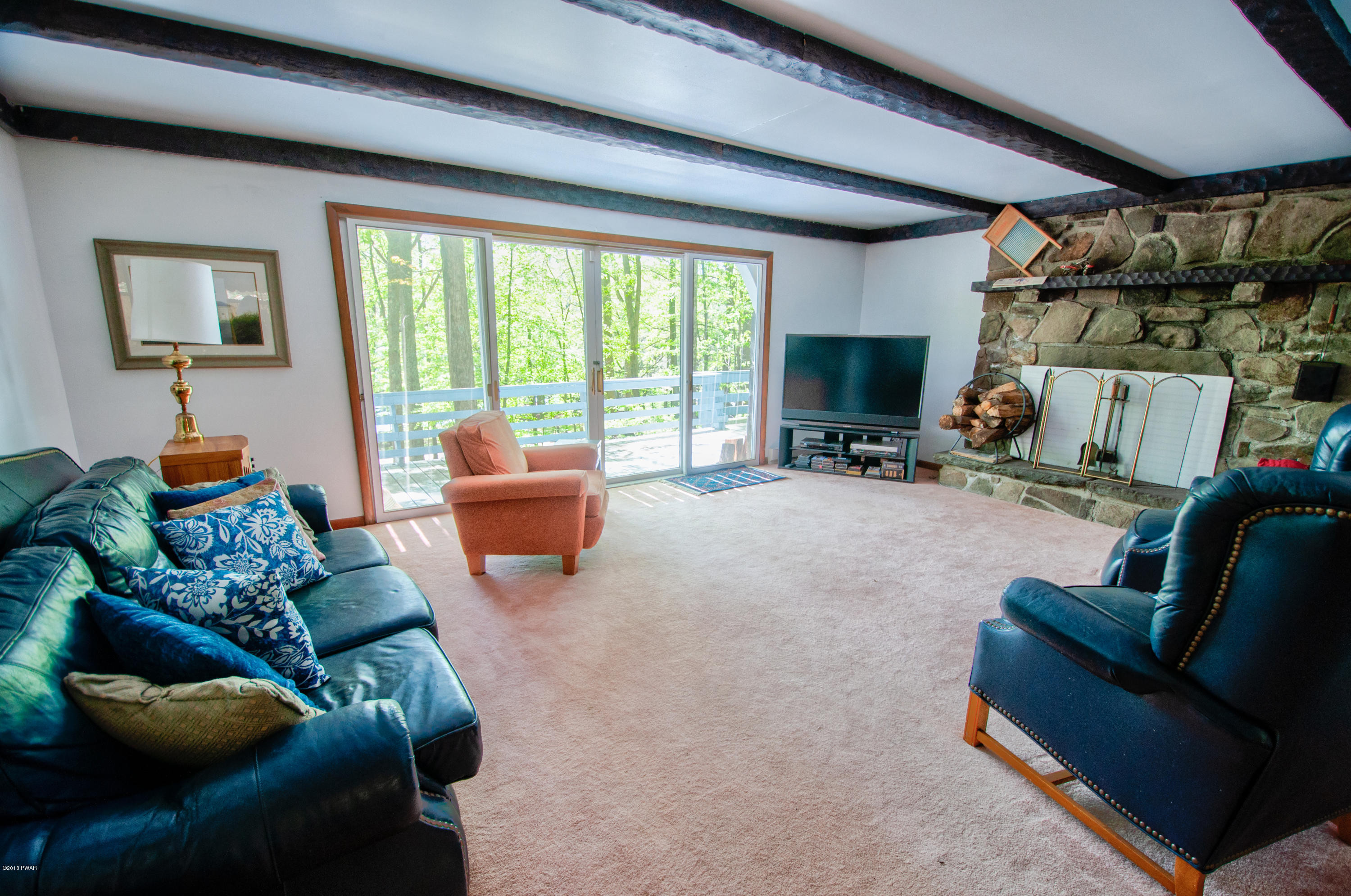 22 Rock Road Lakeville, PA 18438 - Photo 10 of 29 9-Living Room
