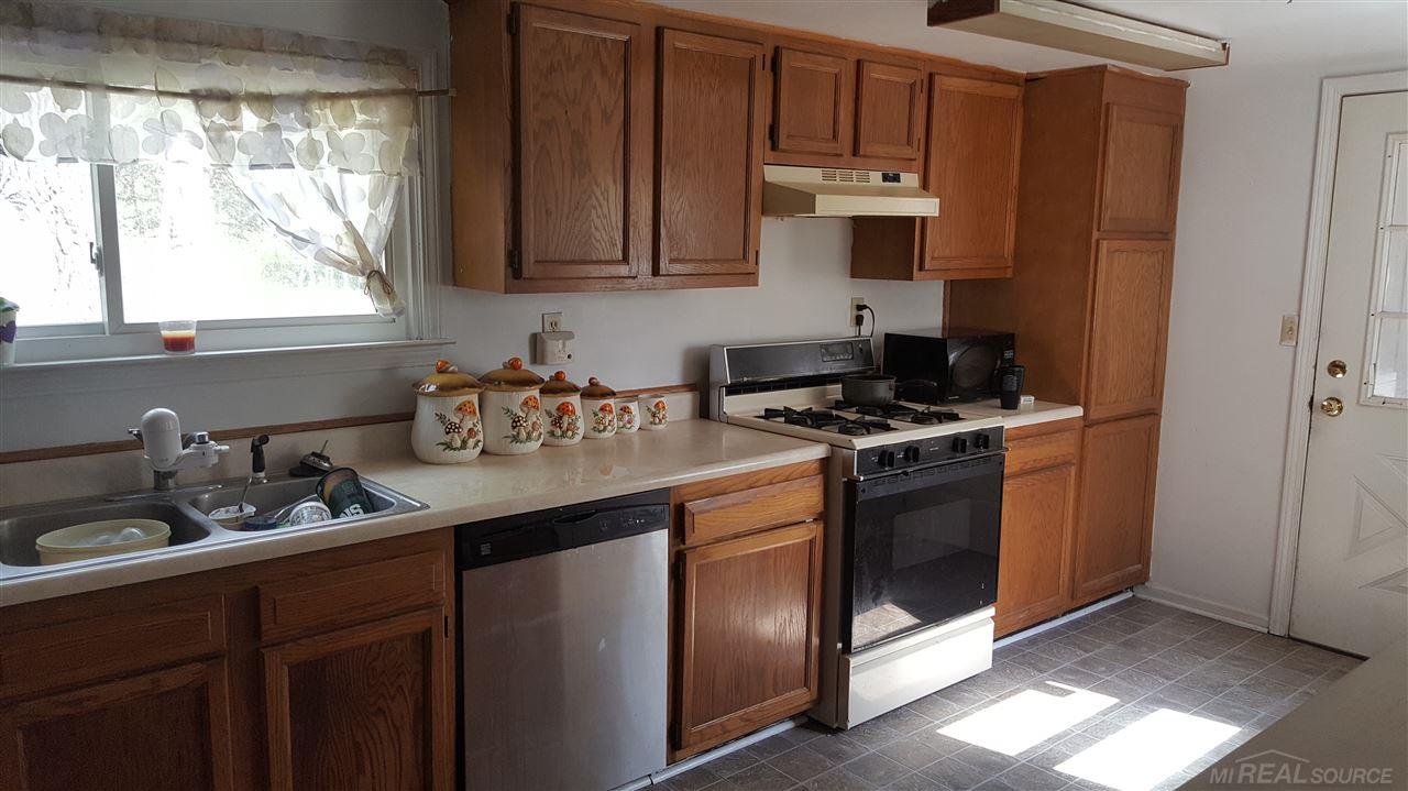 3709 Bendelow Road Rochester Hills, MI 48307 - Photo 15 of 22