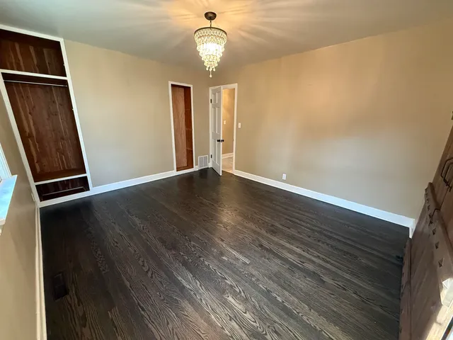 $339,900 | 2200 Oregon Street, Oshkosh, WI 54902