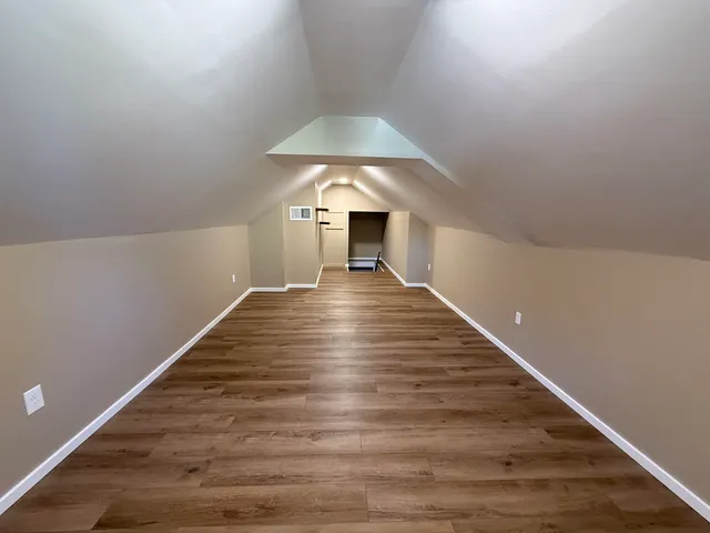 $339,900 | 2200 Oregon Street, Oshkosh, WI 54902