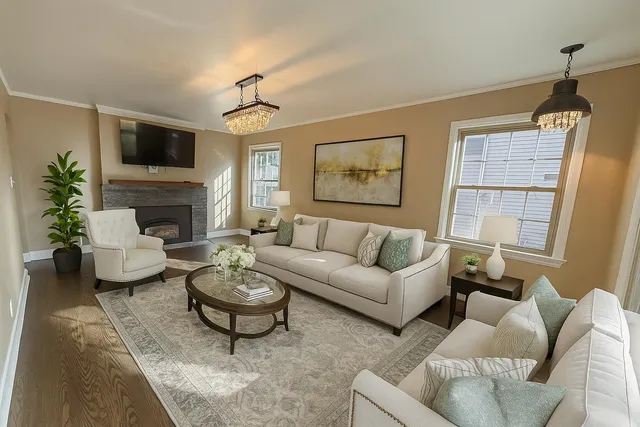 $339,900 | 2200 Oregon Street, Oshkosh, WI 54902