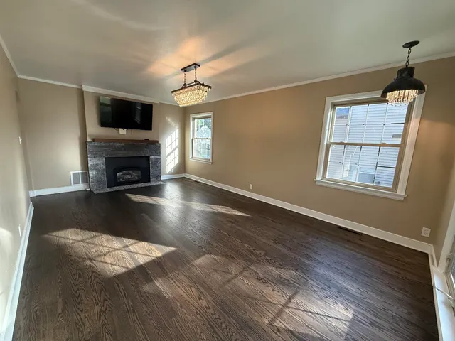 $339,900 | 2200 Oregon Street, Oshkosh, WI 54902