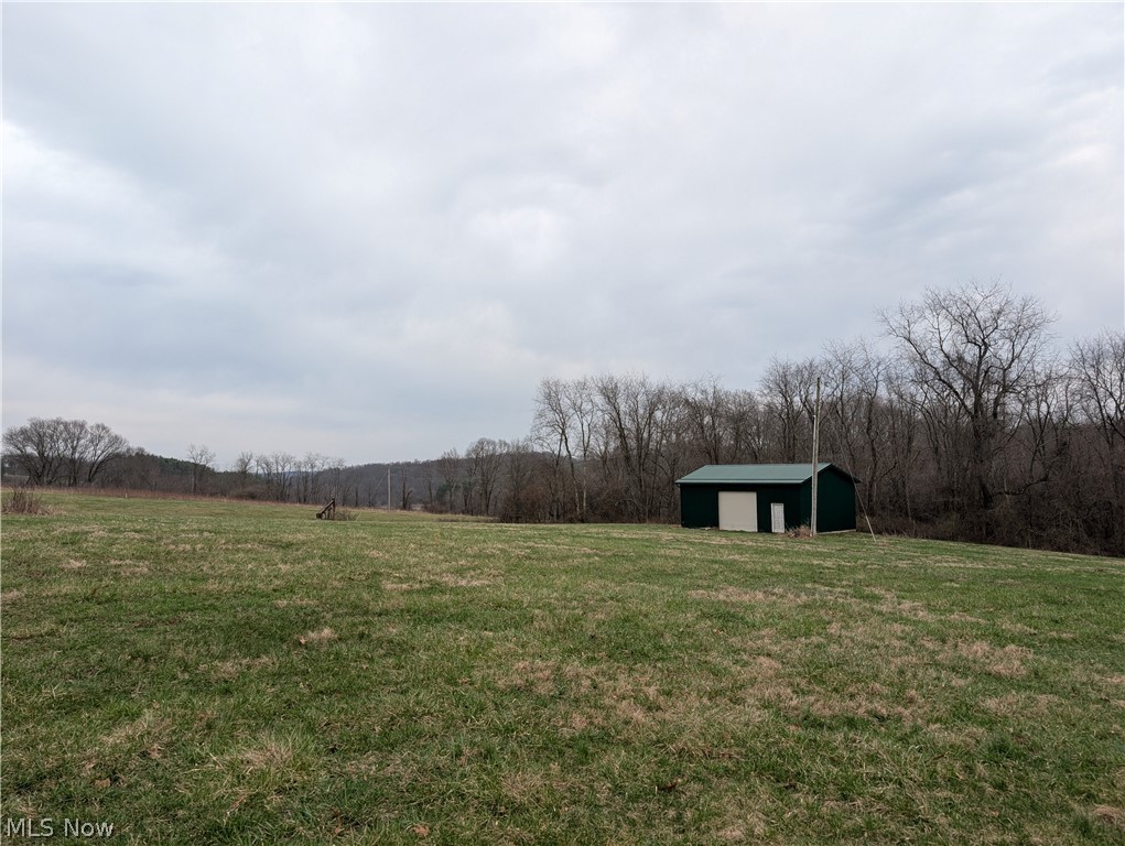 66323 Lake Road Cambridge, OH 43725 - Photo 5 of 44
