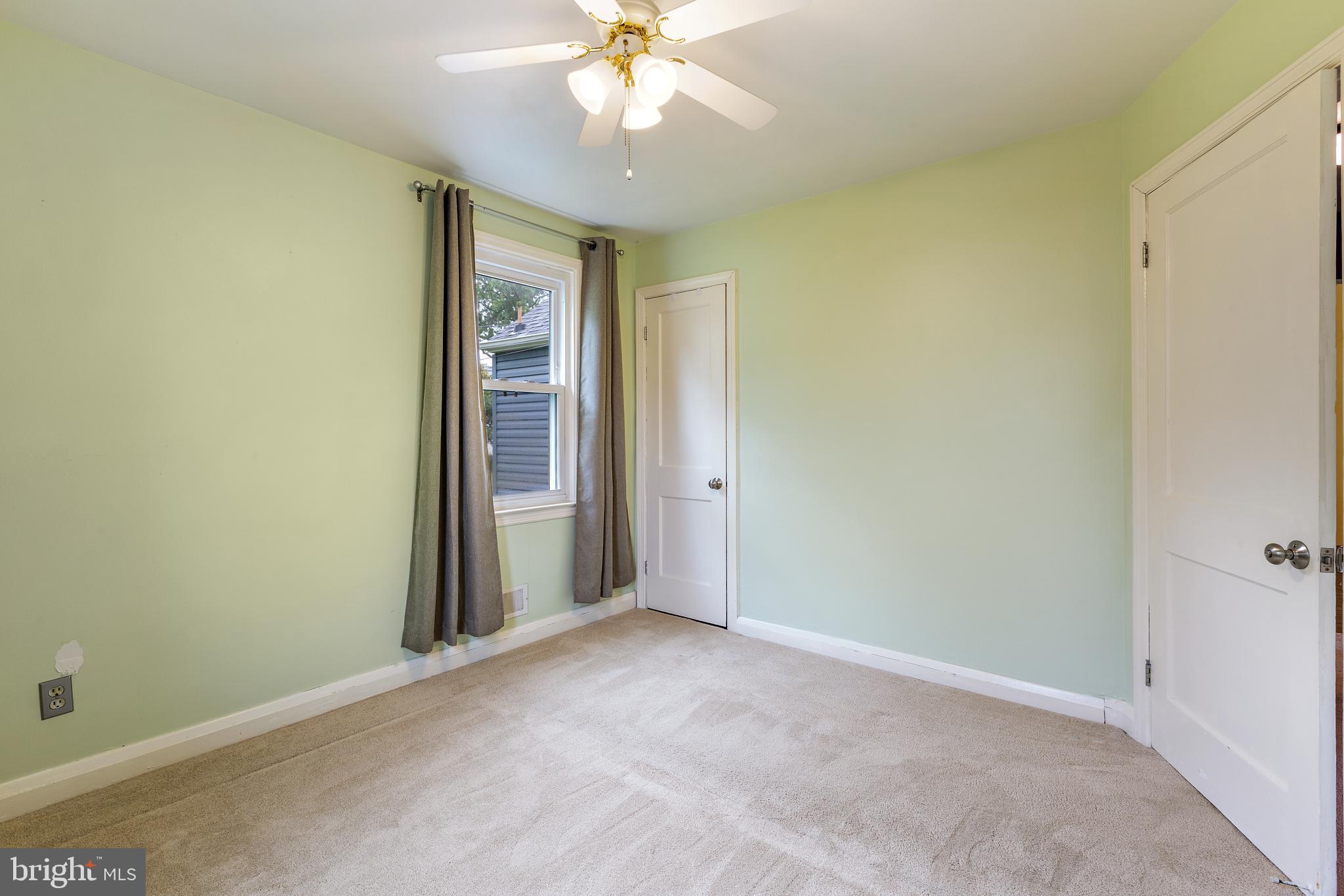 516 Cleveland Road Linthicum, MD 21090 - Photo 16 of 39