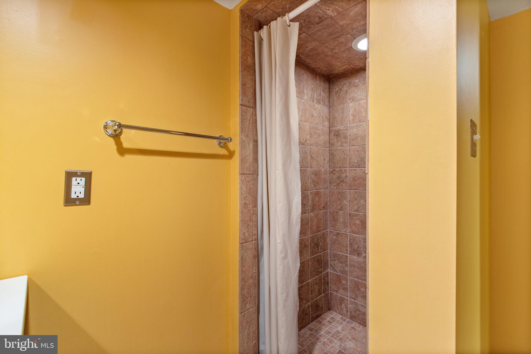 516 Cleveland Road Linthicum, MD 21090 - Photo 31 of 39