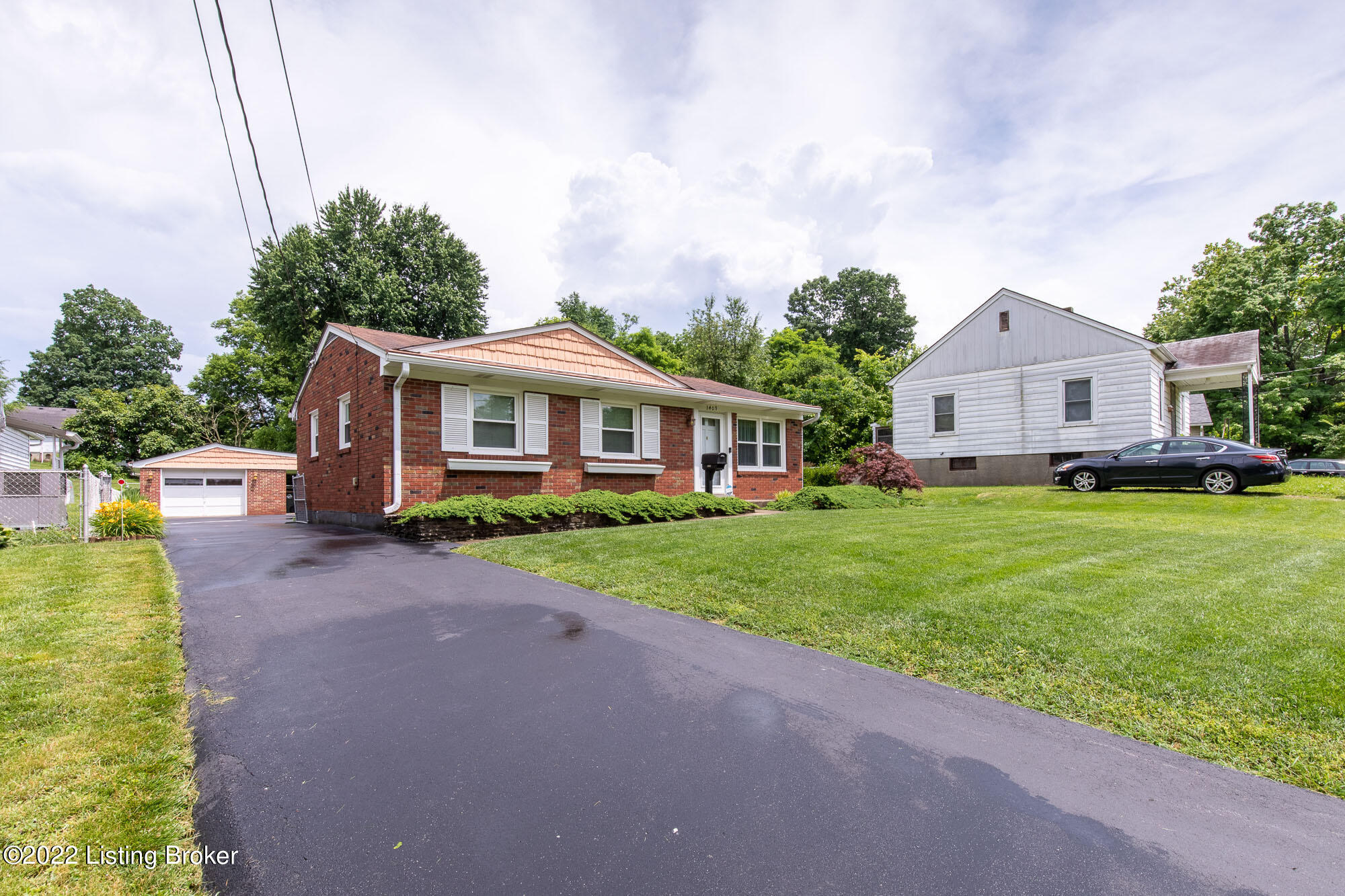 3409 Dell Road Louisville, KY 40299 - Photo 4 of 40 Dell004