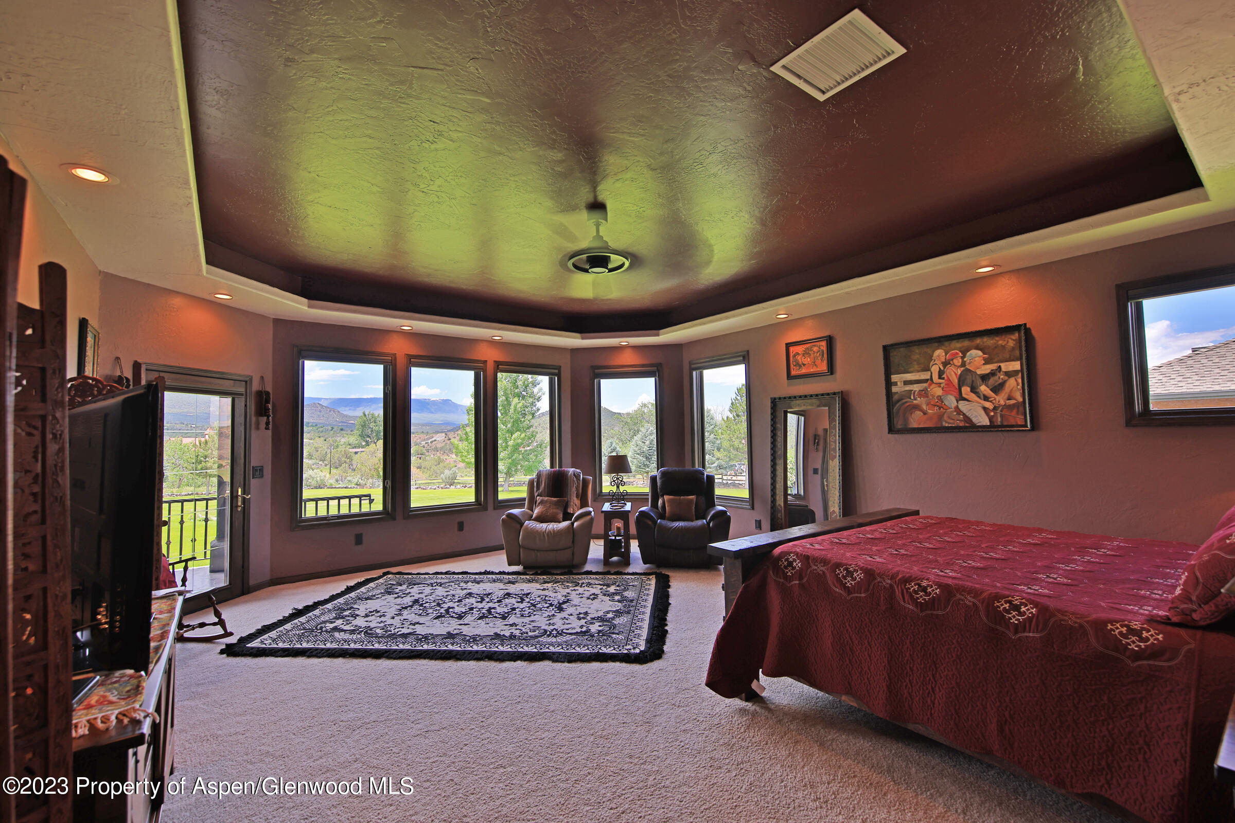 52962 KE Road Molina, CO 81646 - Photo 16 of 46 a living room with furniture large window and flat screen tv