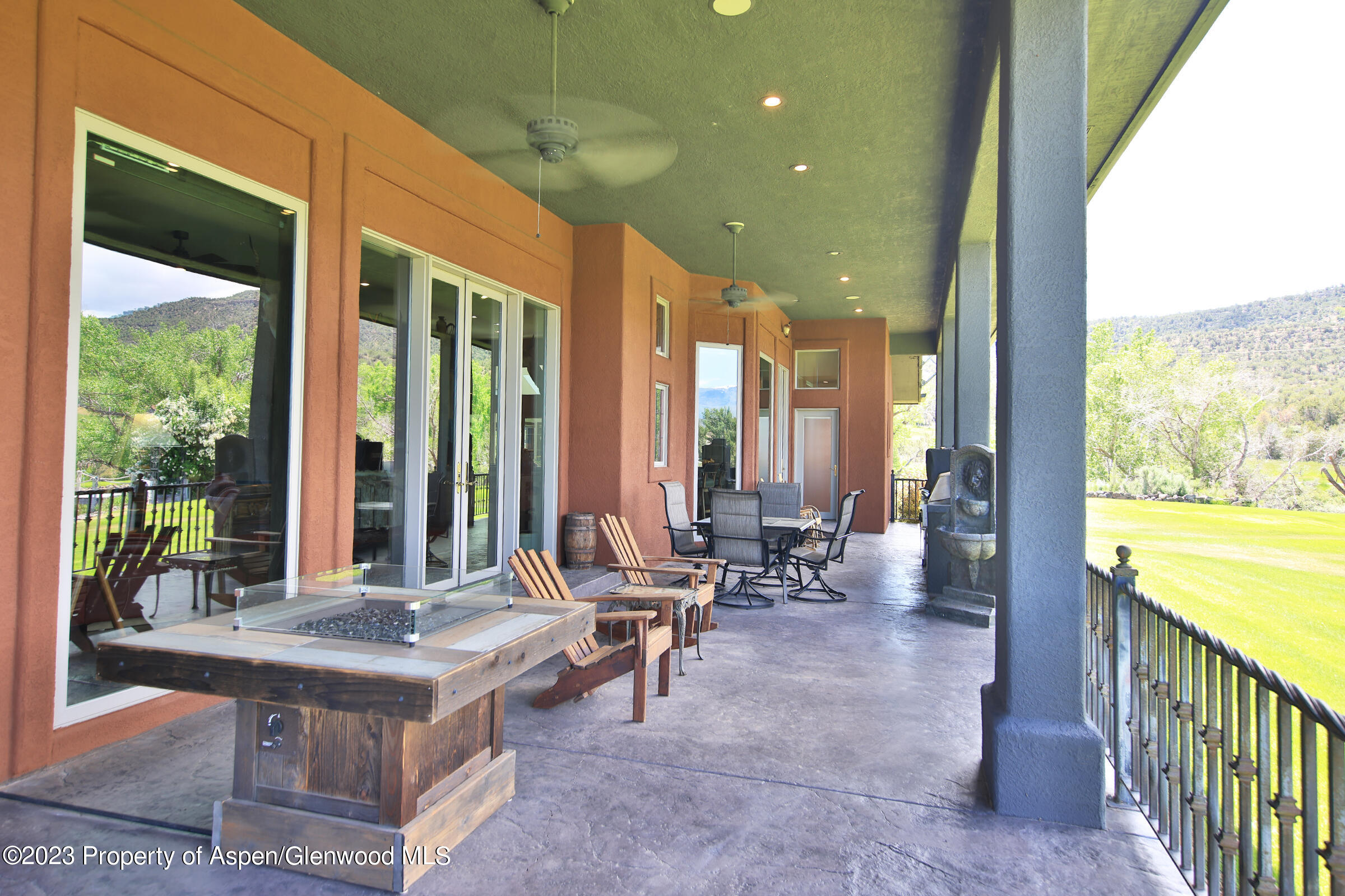 52962 KE Road Molina, CO 81646 - Photo 26 of 46 a room with lots of furniture and windows