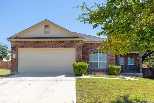 $1,750 | 906 Ashbury Bluff, San Antonio, TX 78245
