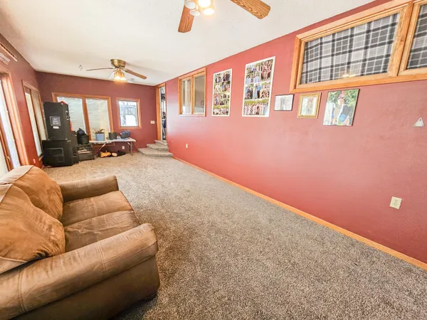 $155,000 | 513 East Hollett Street, Tracy, MN 56175