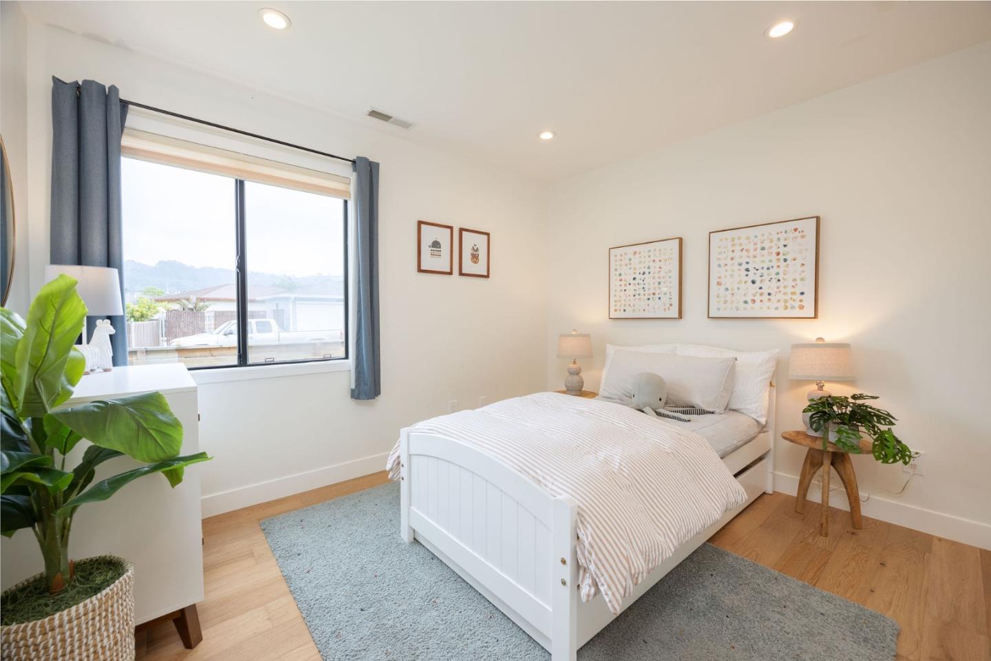 1460 Flores Drive Pacifica, CA 94044 - Photo 36 of 69